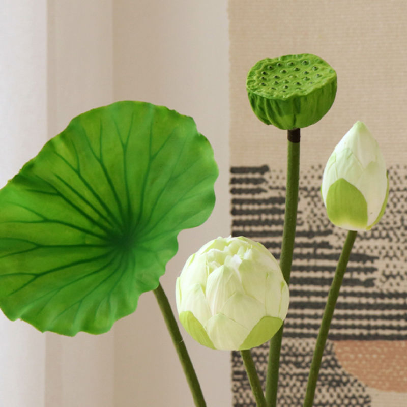 Artificial lotus flowers Artificial lotus flowers