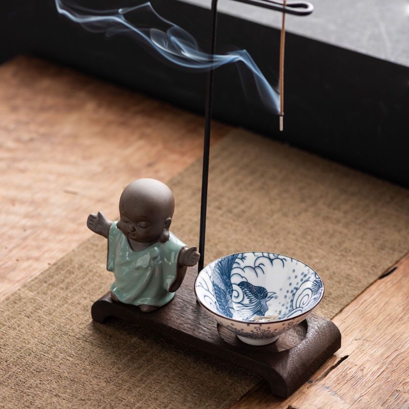 Upside-Down Incense Burner – Modern Incense Holder for Home, Meditation, and Relaxation Upside-Down Incense Burner – Modern Incense Holder for Home, Meditation, and Relaxation